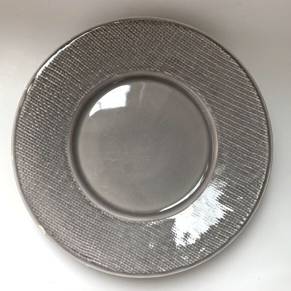 Made in Portugal Earthenware 5 Dinner Plates - Picture 5 of 15